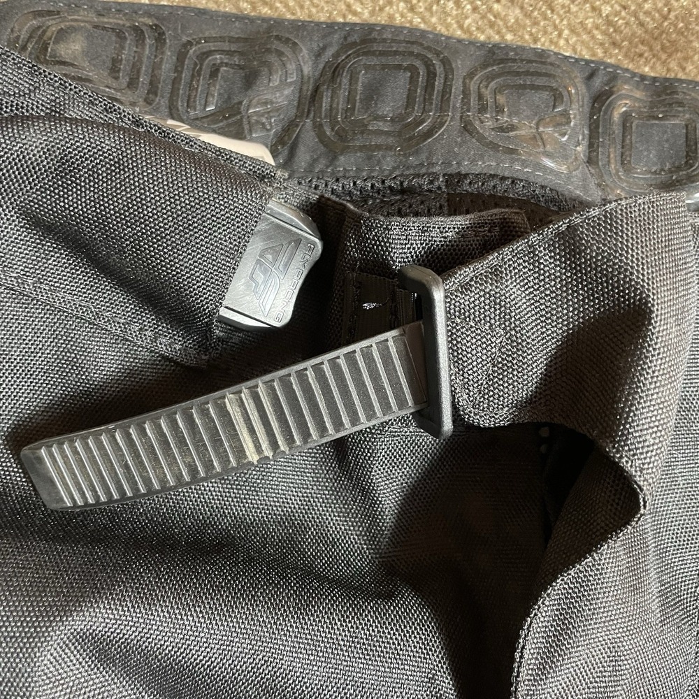 Fly Racing Patrol Over-Boot Black Pants w/Convertable‎ Zip Off Lower Leg Size 30 - Picture 6 of 16
